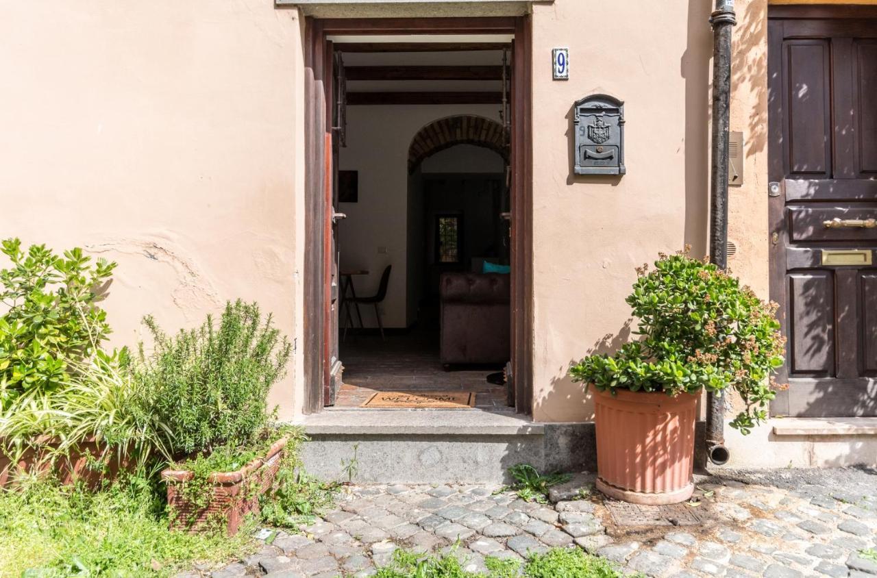 VII Coorte A Trastevere Rome Luaran gambar
