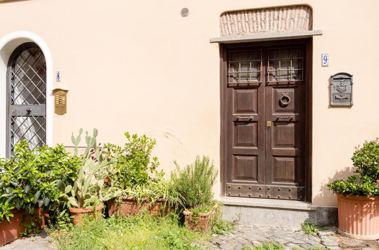 VII Coorte A Trastevere Rome Luaran gambar